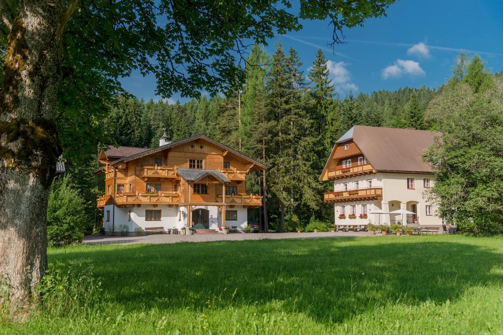 Bio-Holzhaus und Landhaus Heimat Ramsau am Dachstein Exterior foto