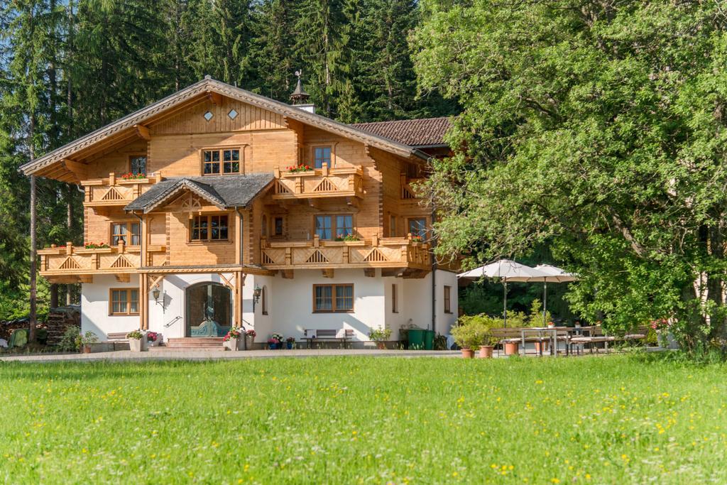 Bio-Holzhaus und Landhaus Heimat Ramsau am Dachstein Exterior foto