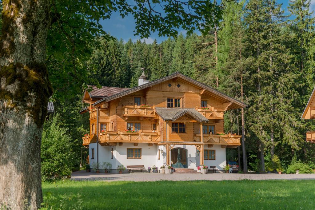 Bio-Holzhaus und Landhaus Heimat Ramsau am Dachstein Exterior foto