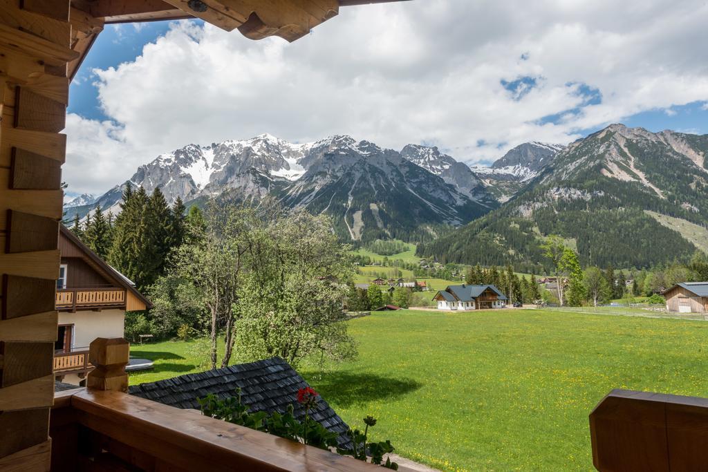 Bio-Holzhaus und Landhaus Heimat Ramsau am Dachstein Exterior foto