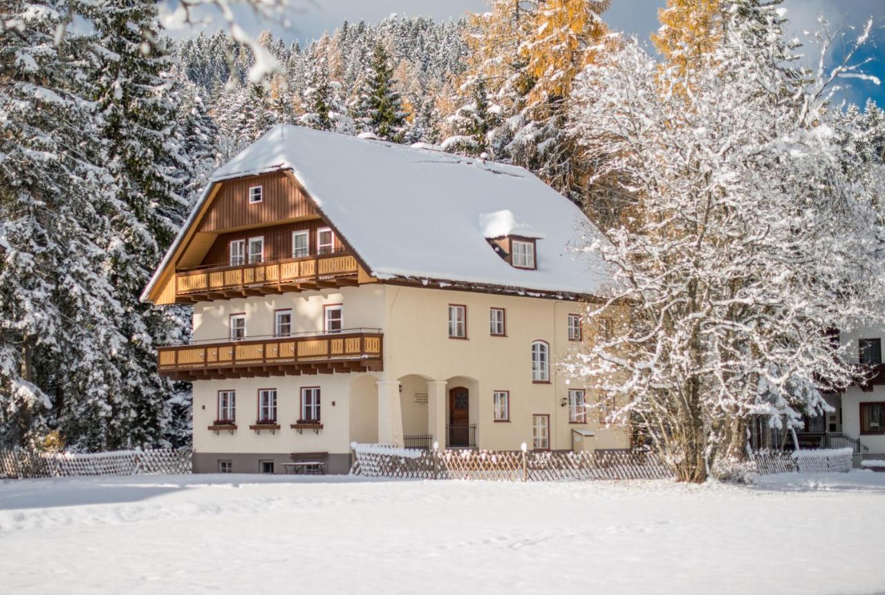 Bio-Holzhaus und Landhaus Heimat Ramsau am Dachstein Exterior foto